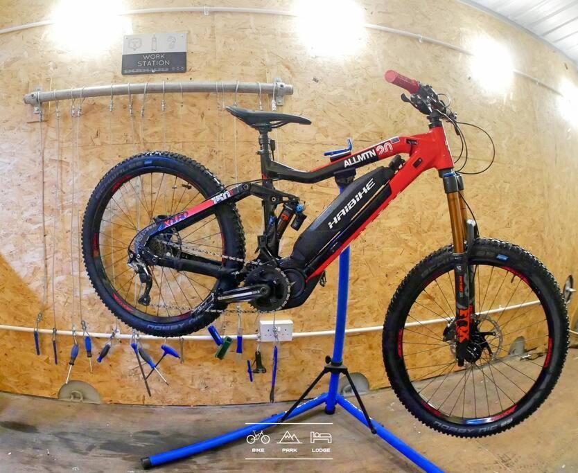 מרת'יר טידפיל Bike Park Lodge #2 מראה חיצוני תמונה